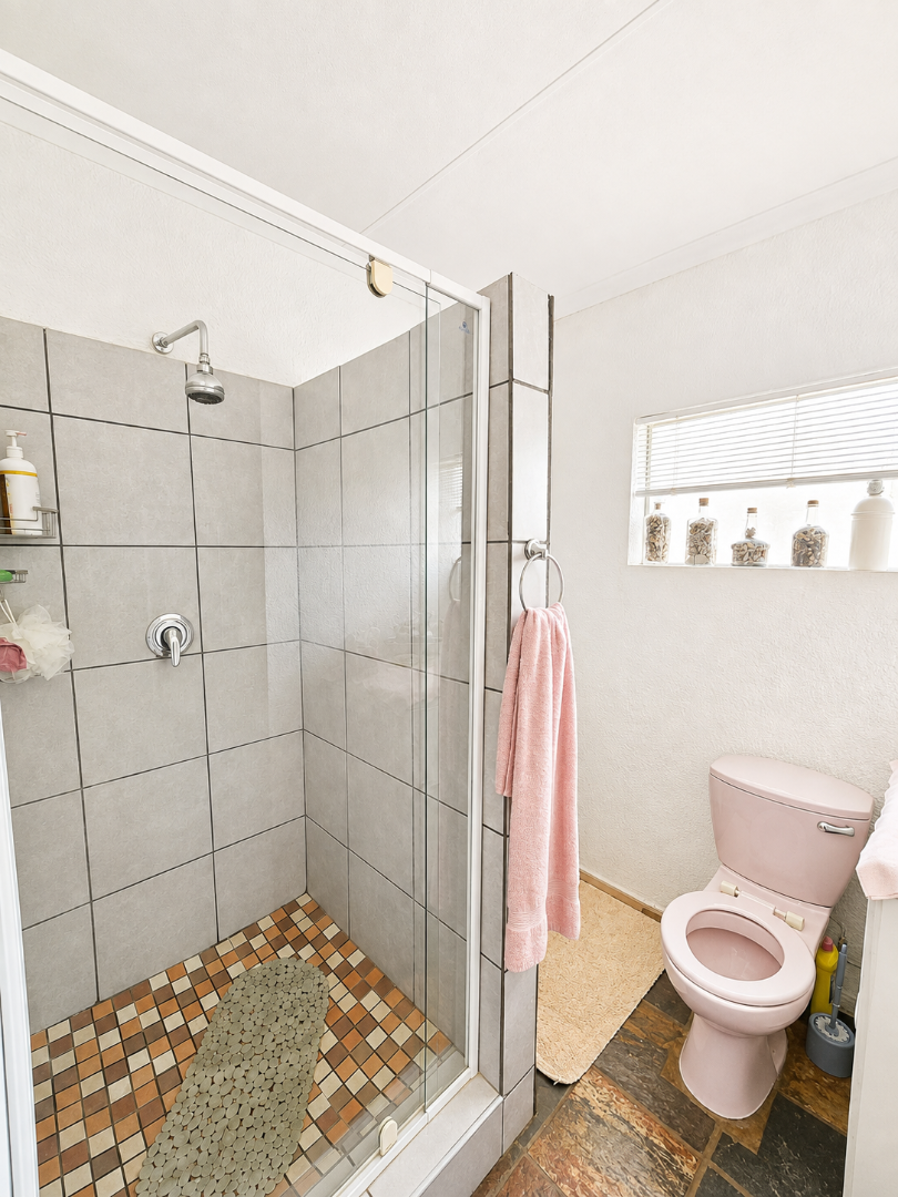 4 Bedroom Property for Sale in Wilkoppies North West